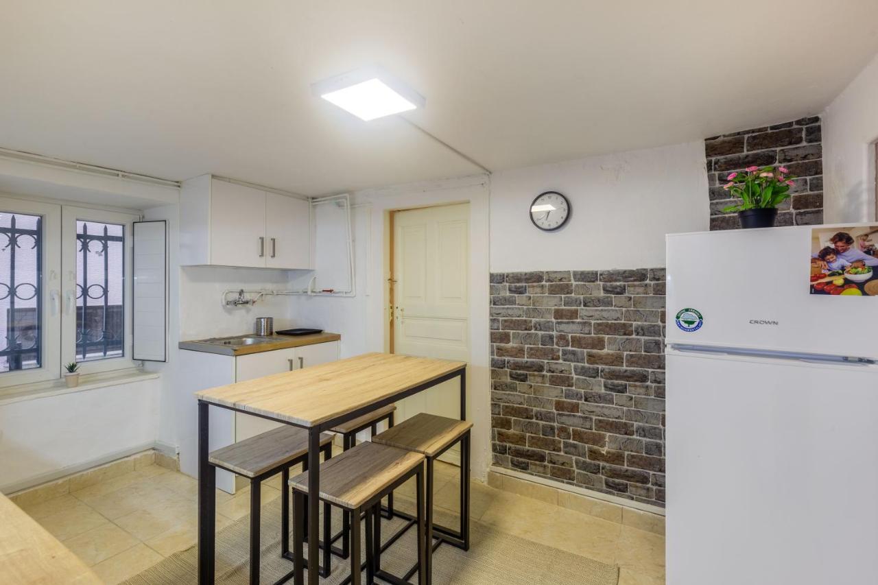 Charming Apartment In The Heart Of Plaka Атина Екстериор снимка